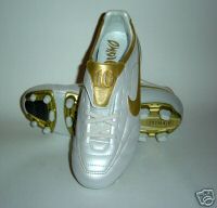 Ronaldinho Gach cipellje by Nike